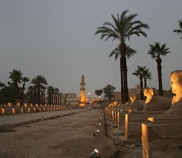 2 Nights Luxor- Desert- Luxor (2)